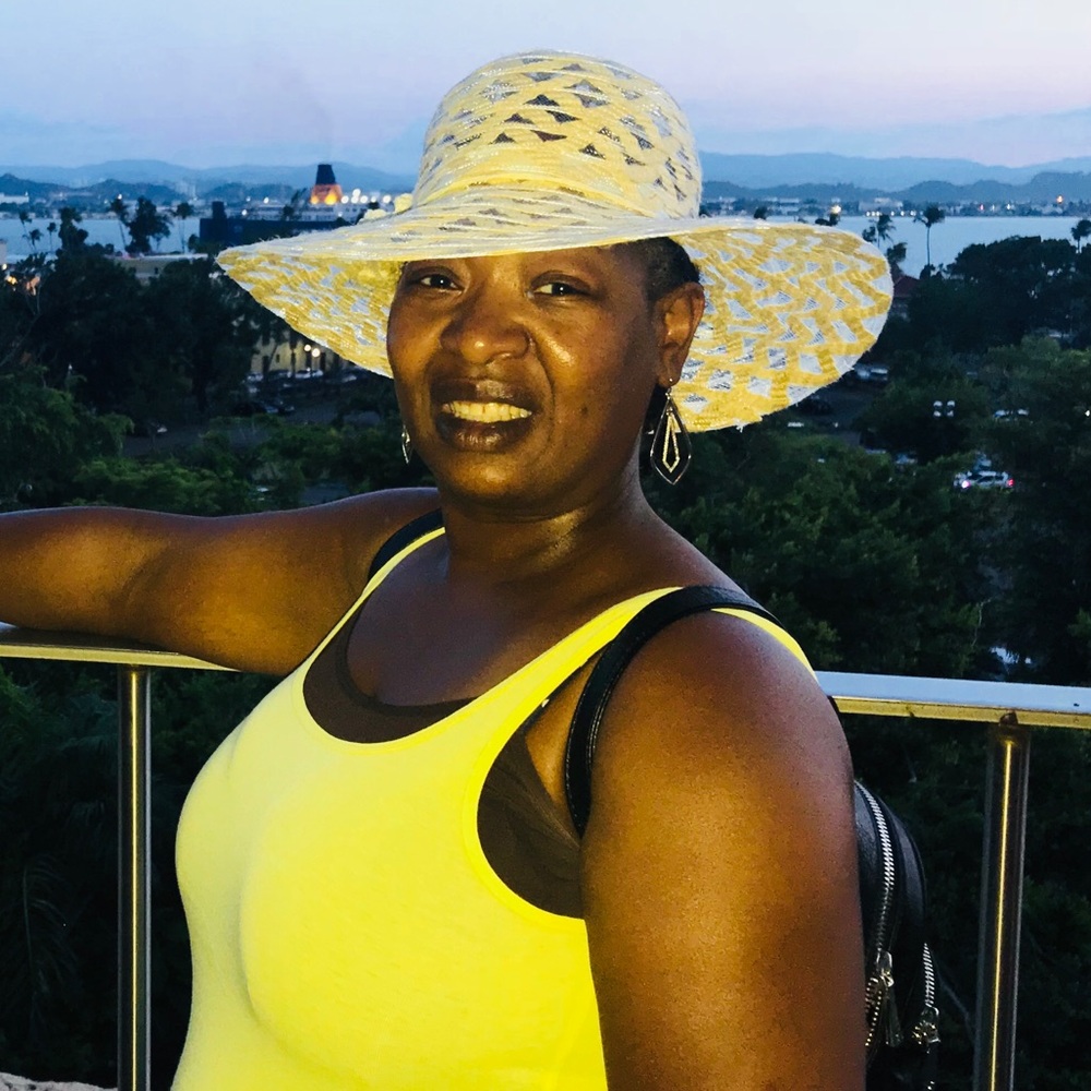 Meet your Posher, Pamela